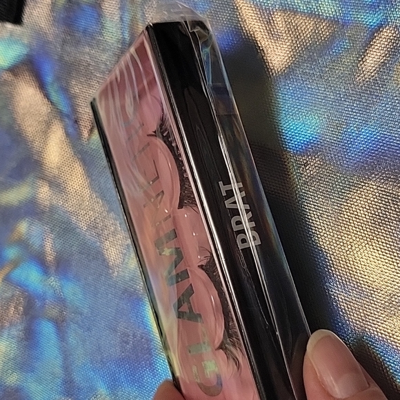 BRAT Glamnetic Magnetic Lashes - Picture 2 of 4